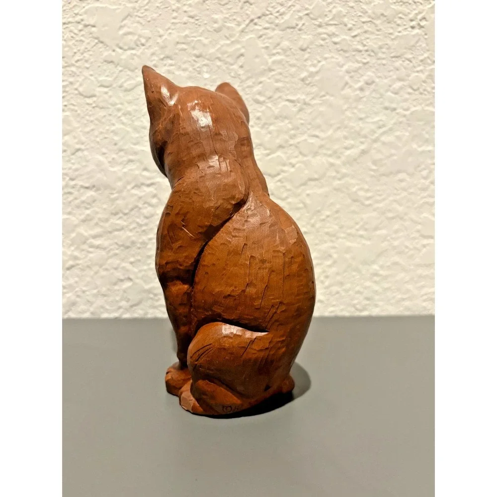 Vintage Red Mill Mfg 1985 Sitting Cat Figurine Crushed Pecan Resin 6